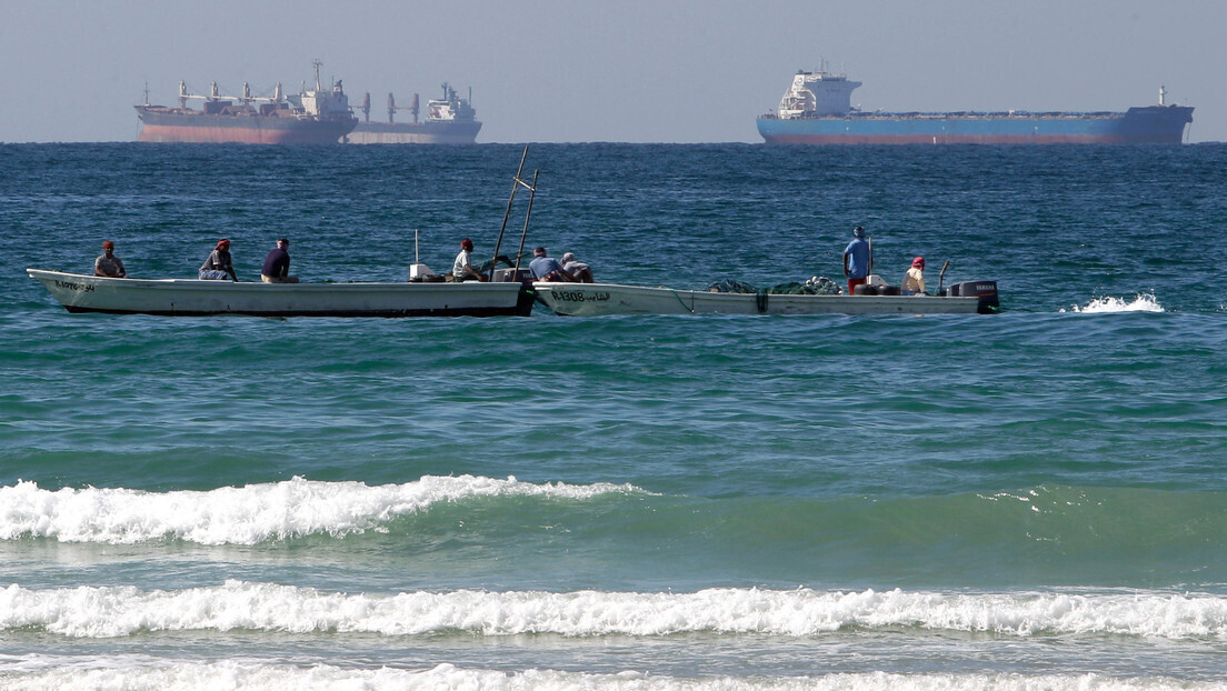 Iran Alleges US Tanker Hit in Gulf Amid Broader Middle East Conflict